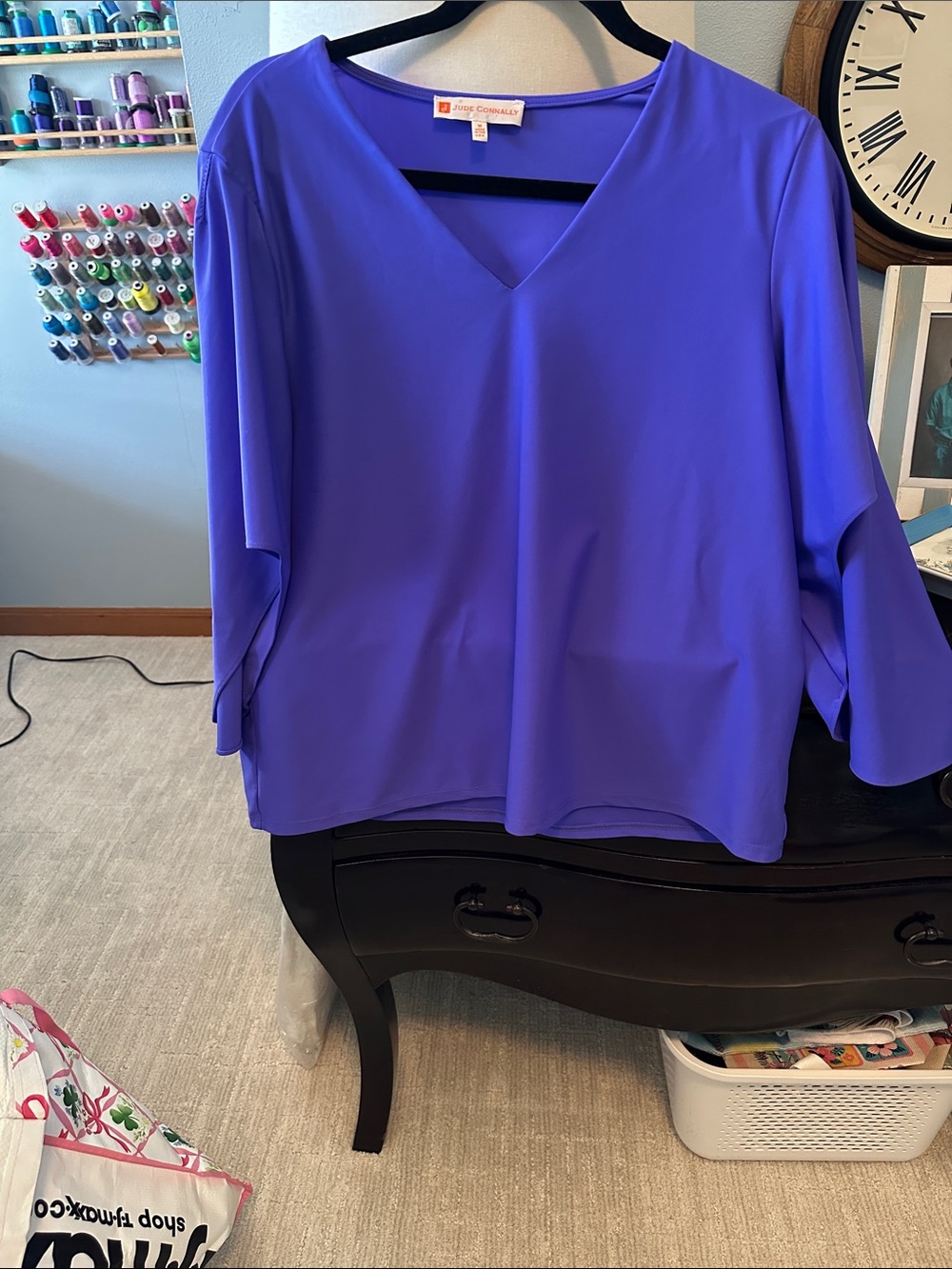 Jude Connally Daniella V-Neck Dolman Sleeve Top in purple, size medium